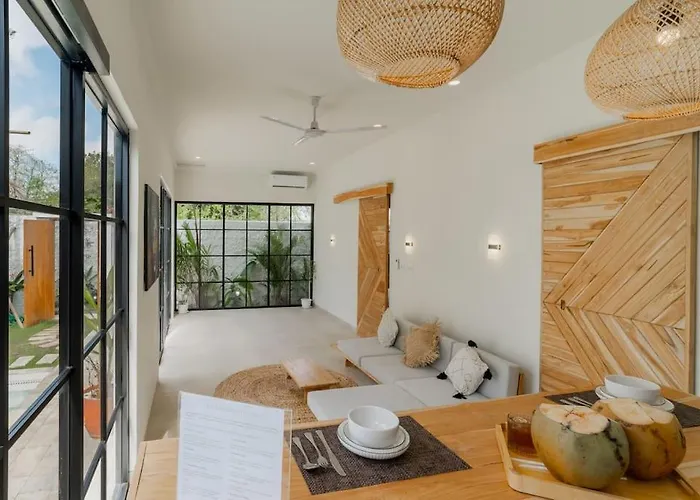 Exquisite 2-bedroom Brand New In Villa